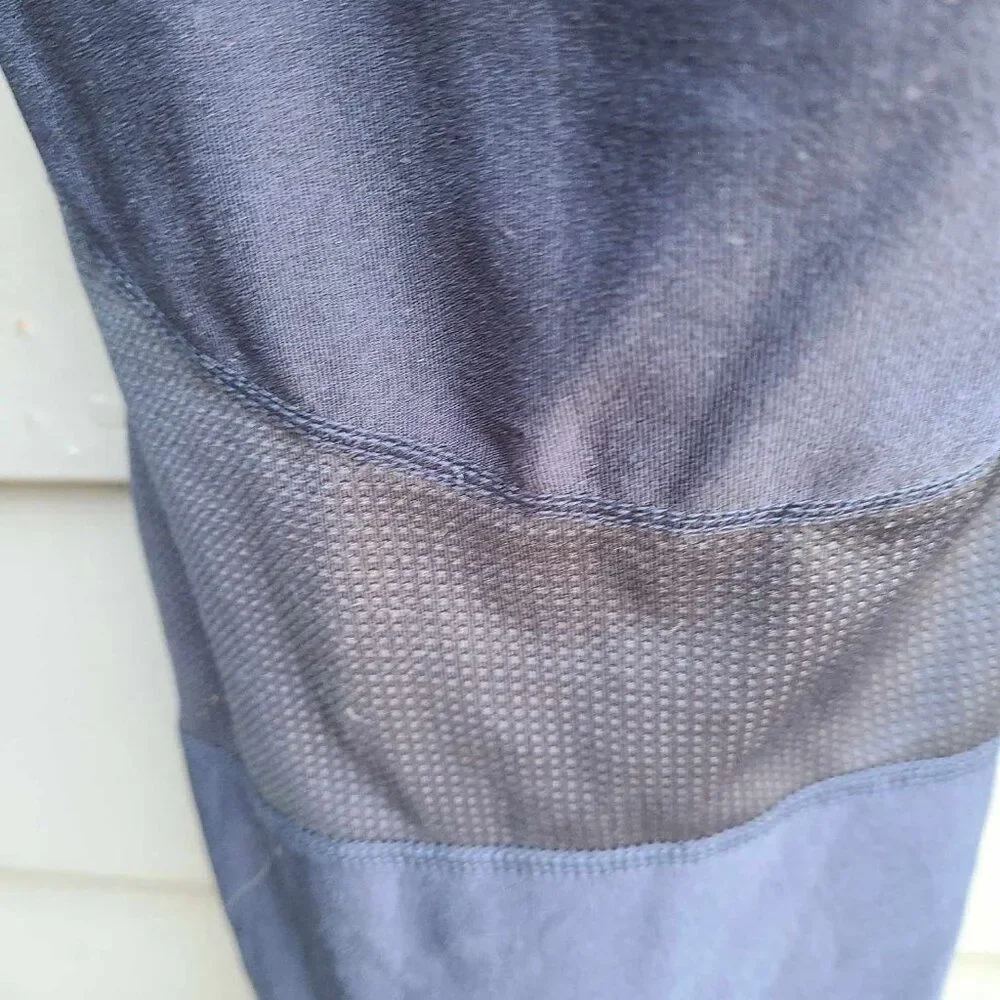 Nike Black Performance Pants with Vented Knees size Large (12-14)